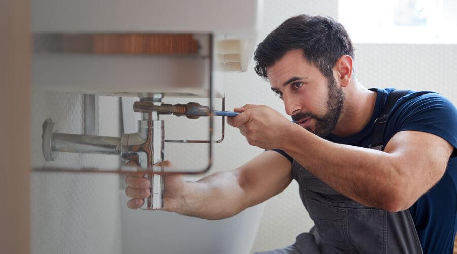 Expert burst pipe repair services in La Crescent, MN